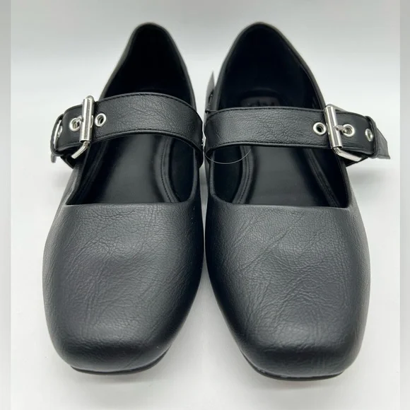DV by Dolce Vita Black Mary Jane Flats with Silver Buckle – Size 9 NWB - Picture 4 of 10